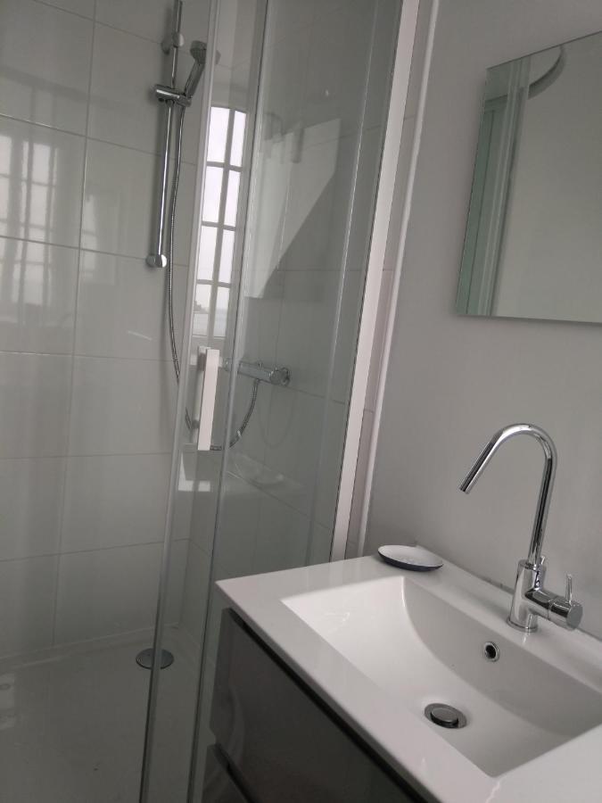 A Bord Bed & Breakfast Плугану Екстериор снимка